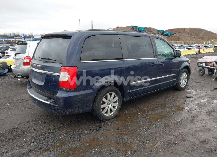 Photo 4 of 2013 Chrysler Town & COUNTRY TOURING (VIN 2C4RC1BG2DR663211)