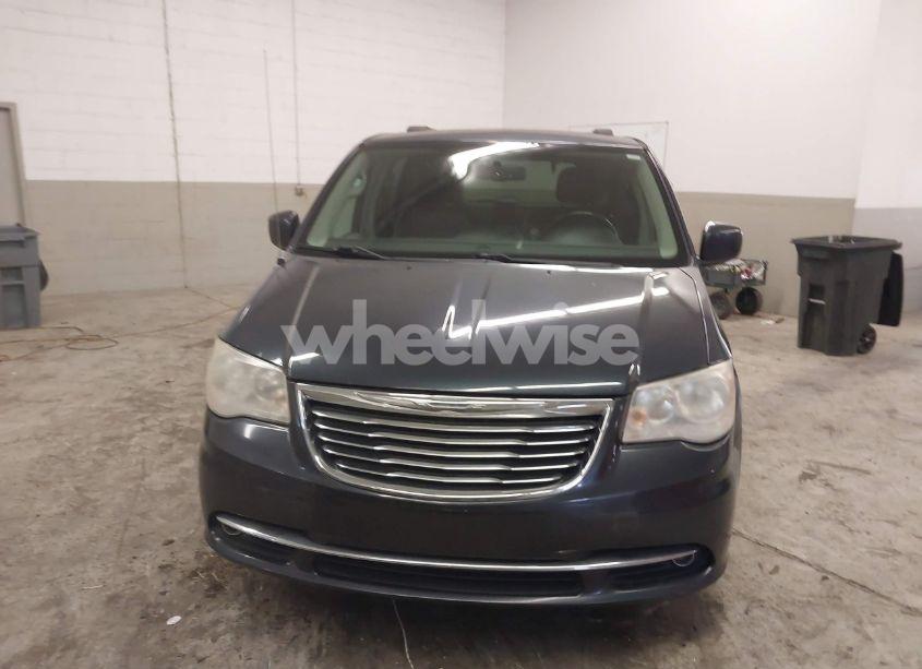 Photo 12 of 2013 Chrysler Town & COUNTRY TOURING (VIN 2C4RC1BG2DR677092)