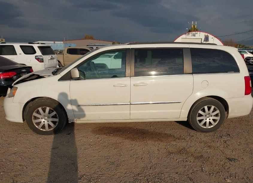 Photo 15 of 2013 Chrysler Town & COUNTRY TOURING (VIN 2C4RC1BG2DR689145)