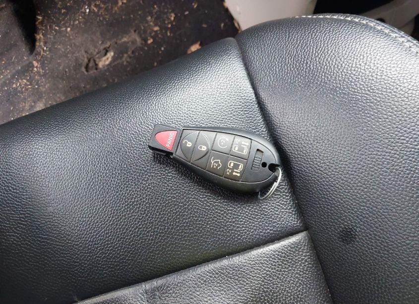 Photo 11 of 2013 Chrysler Town & COUNTRY TOURING (VIN 2C4RC1BG2DR706316)