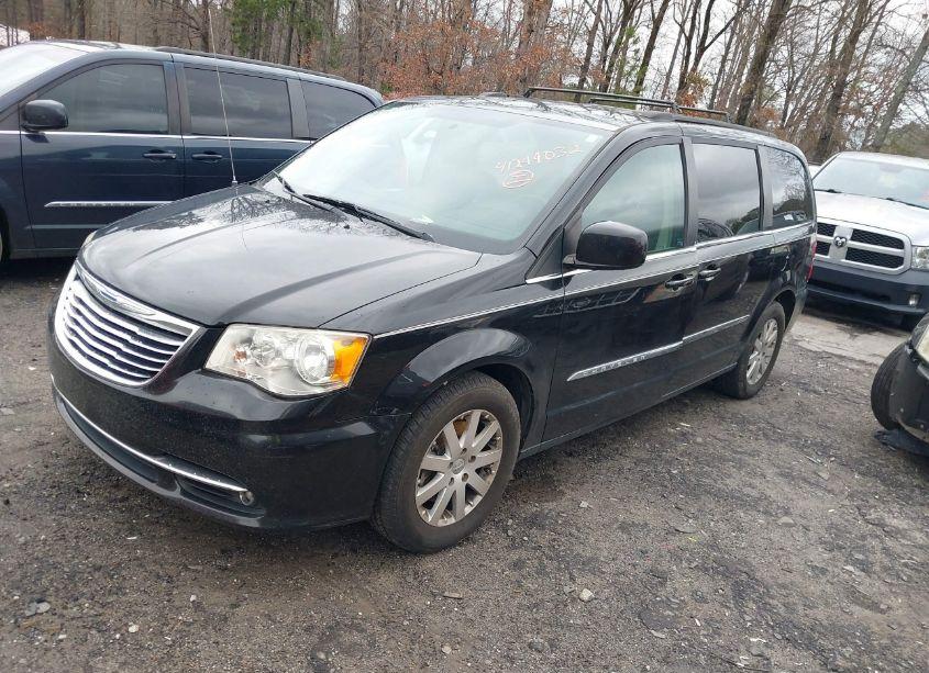 Photo 2 of 2013 Chrysler Town & COUNTRY TOURING (VIN 2C4RC1BG2DR706316)