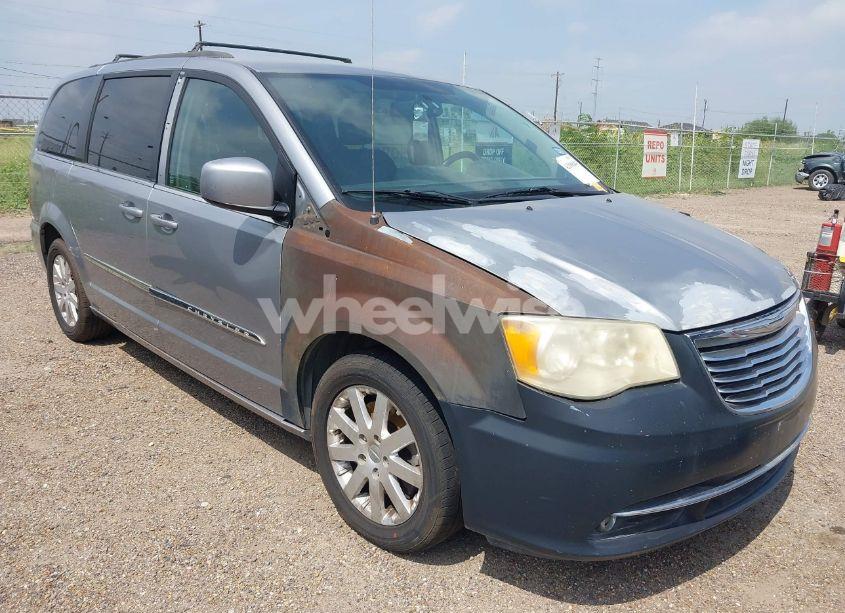 2013 Chrysler Town & COUNTRY TOURING (VIN 2C4RC1BG2DR720152) main photo