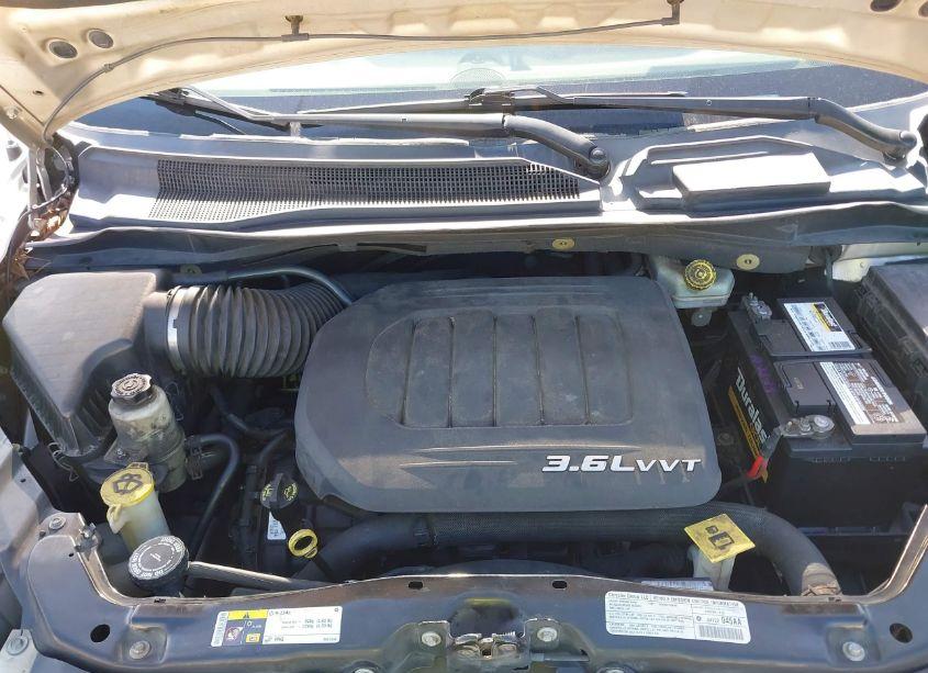 Photo 10 of 2013 Chrysler Town & COUNTRY TOURING (VIN 2C4RC1BG2DR734326)