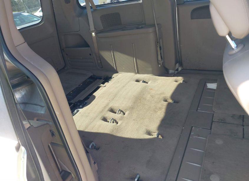 Photo 8 of 2013 Chrysler Town & COUNTRY TOURING (VIN 2C4RC1BG2DR734326)