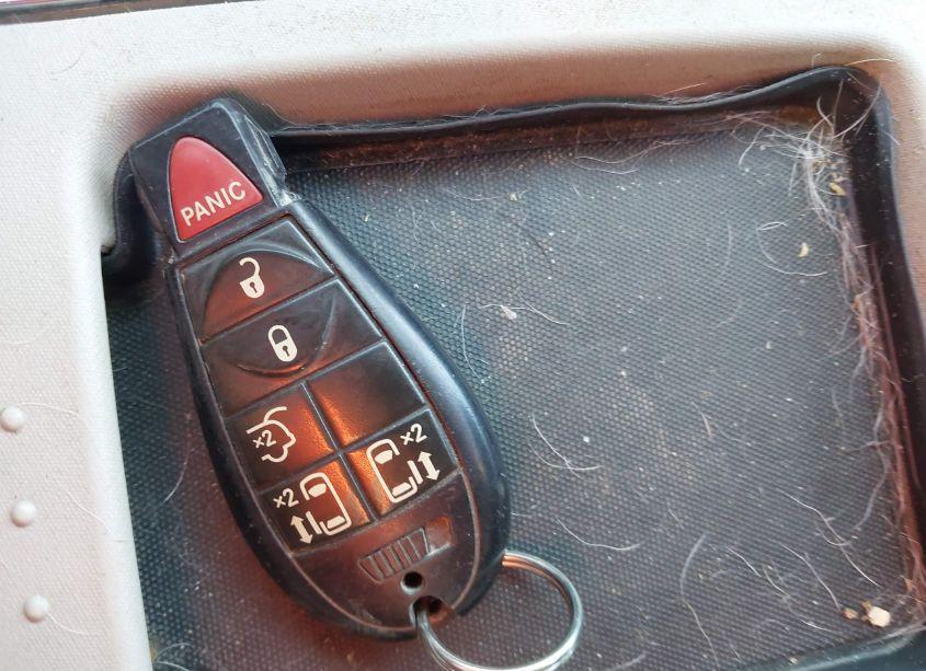 Photo 11 of 2013 Chrysler Town & COUNTRY TOURING (VIN 2C4RC1BG2DR755385)