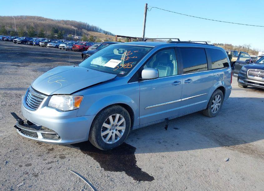 Photo 2 of 2013 Chrysler Town & COUNTRY TOURING (VIN 2C4RC1BG2DR755385)
