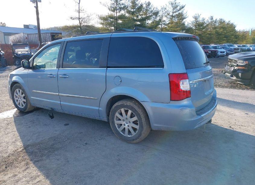 Photo 3 of 2013 Chrysler Town & COUNTRY TOURING (VIN 2C4RC1BG2DR755385)