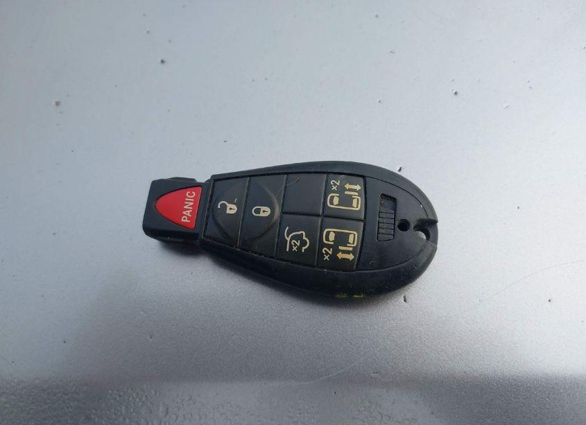 Photo 11 of 2013 Chrysler Town & COUNTRY TOURING (VIN 2C4RC1BG2DR767844)