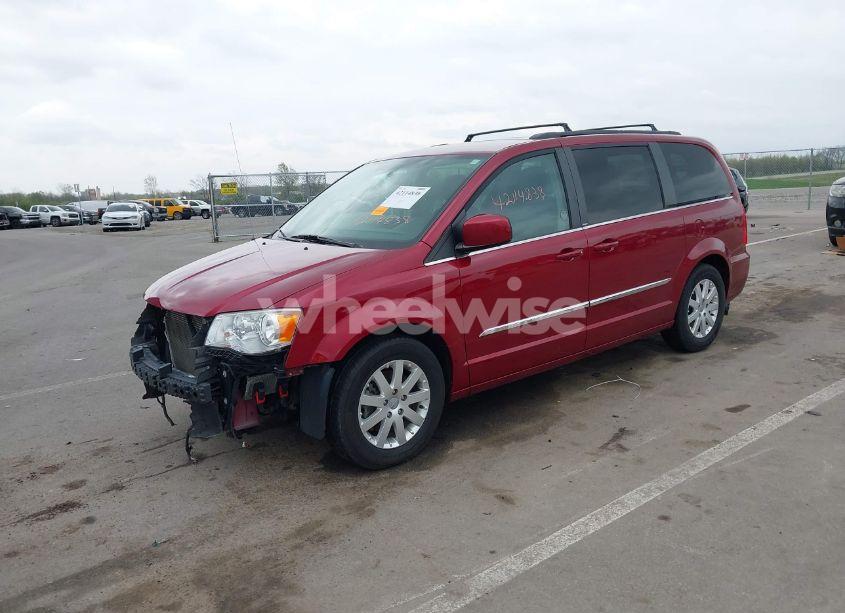 Photo 2 of 2013 Chrysler Town & COUNTRY TOURING (VIN 2C4RC1BG2DR777712)