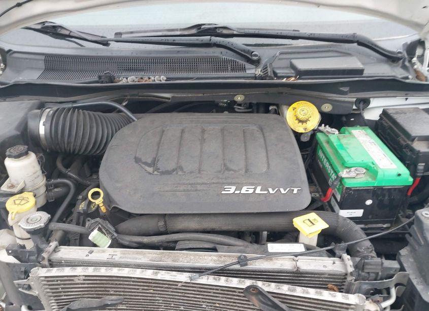 Photo 10 of 2013 Chrysler Town & COUNTRY TOURING (VIN 2C4RC1BG2DR786748)