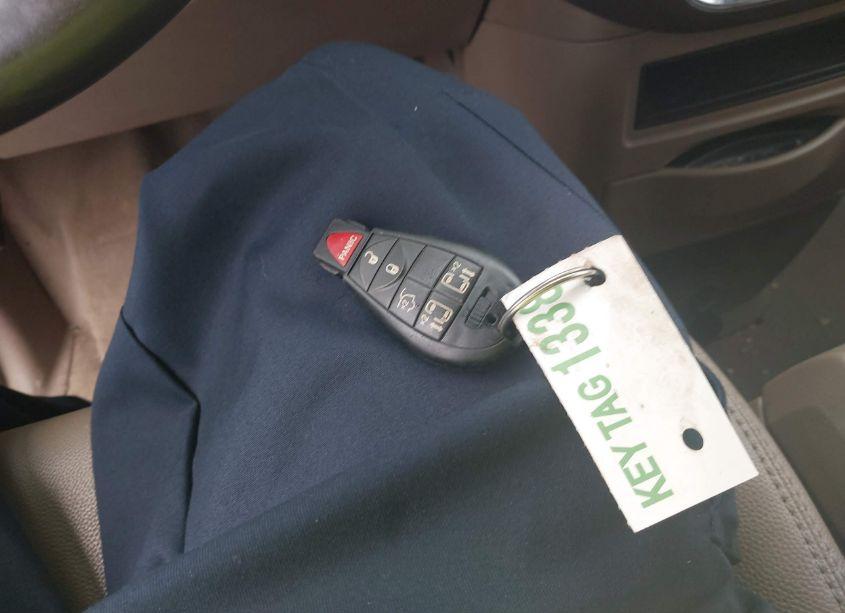 Photo 11 of 2013 Chrysler Town & COUNTRY TOURING (VIN 2C4RC1BG2DR797801)