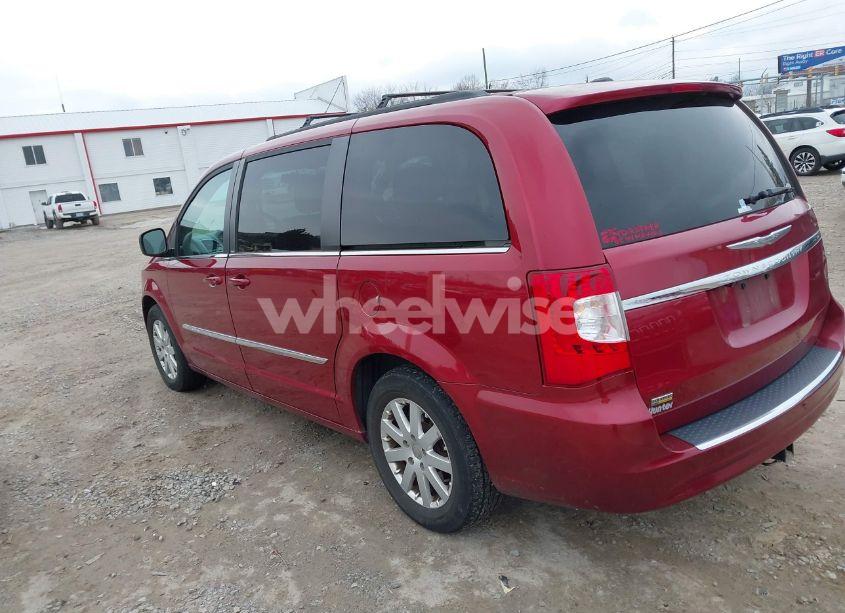 Photo 3 of 2014 Chrysler Town & COUNTRY TOURING (VIN 2C4RC1BG2ER124556)