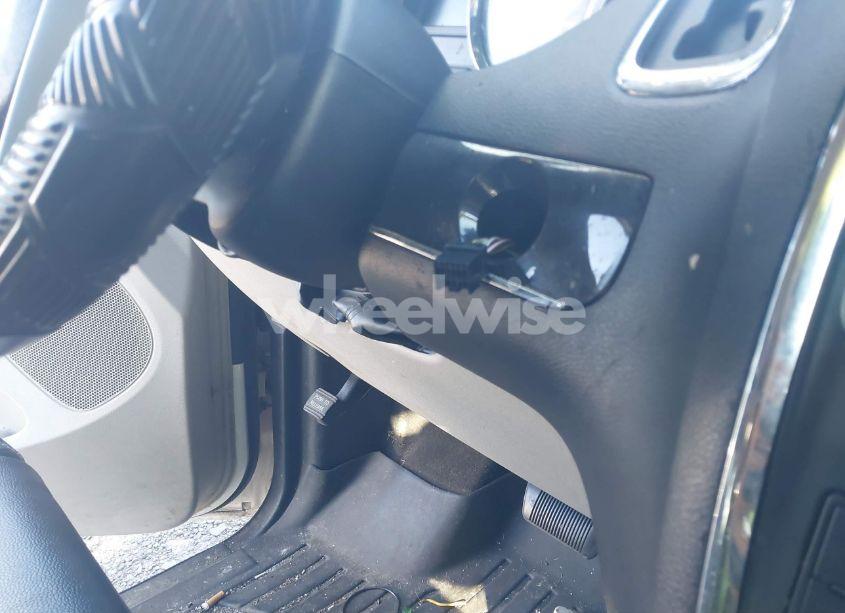 Photo 6 of 2014 Chrysler Town & COUNTRY TOURING (VIN 2C4RC1BG2ER218596)