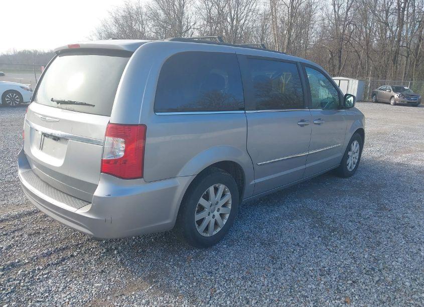 Photo 4 of 2014 Chrysler Town & COUNTRY TOURING (VIN 2C4RC1BG2ER247712)