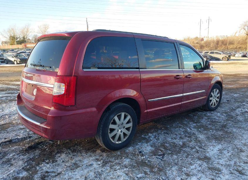 Photo 4 of 2014 Chrysler Town & COUNTRY TOURING (VIN 2C4RC1BG2ER293475)