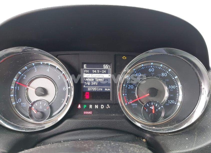 Photo 7 of 2014 Chrysler Town & COUNTRY TOURING (VIN 2C4RC1BG2ER327088)