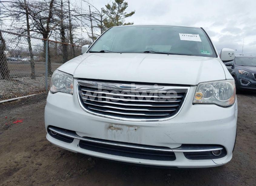 Photo 6 of 2014 Chrysler Town & COUNTRY TOURING (VIN 2C4RC1BG2ER330234)