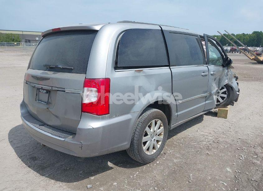 Photo 4 of 2014 Chrysler Town & COUNTRY TOURING (VIN 2C4RC1BG2ER395200)