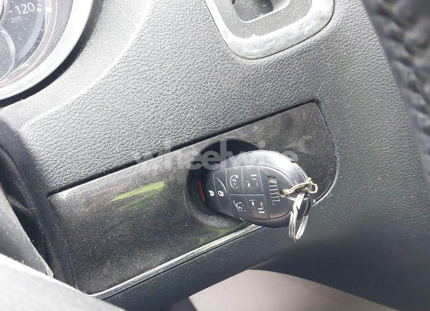 Photo 11 of 2014 Chrysler Town & COUNTRY TOURING (VIN 2C4RC1BG2ER396587)