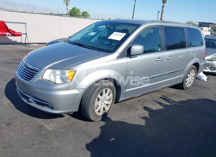 Photo 2 of 2014 Chrysler Town & COUNTRY TOURING (VIN 2C4RC1BG2ER435808)