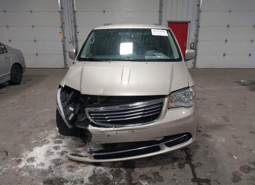 Photo 12 of 2014 Chrysler Town & COUNTRY TOURING (VIN 2C4RC1BG2ER436750)