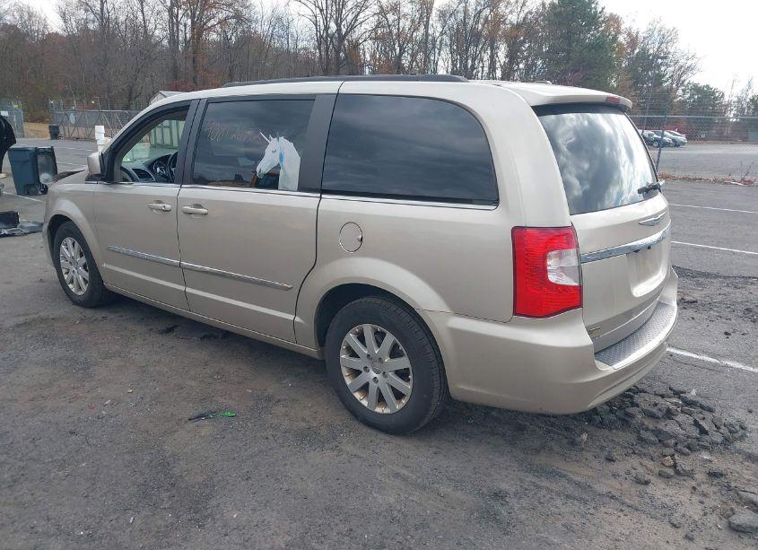 Photo 3 of 2014 Chrysler Town & COUNTRY TOURING (VIN 2C4RC1BG2ER448736)