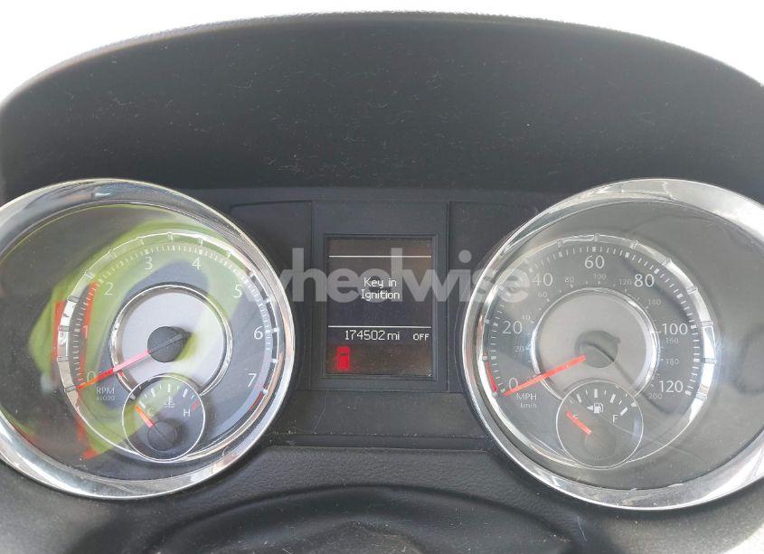 Photo 7 of 2015 Chrysler Town & COUNTRY TOURING (VIN 2C4RC1BG2FR538082)