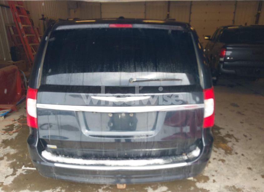 Photo 16 of 2015 Chrysler Town & COUNTRY TOURING (VIN 2C4RC1BG2FR588593)