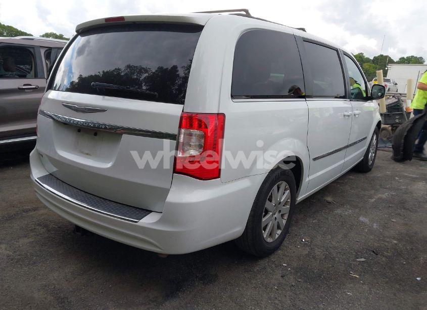 Photo 4 of 2015 Chrysler Town & COUNTRY TOURING (VIN 2C4RC1BG2FR609121)