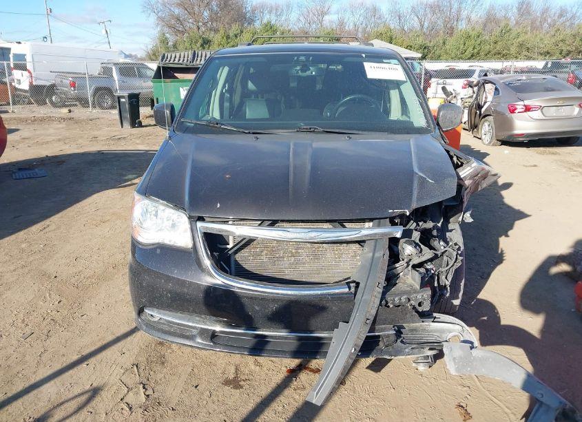 Photo 12 of 2015 Chrysler Town & COUNTRY TOURING (VIN 2C4RC1BG2FR619471)