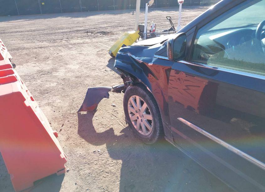 Photo 6 of 2015 Chrysler Town & COUNTRY TOURING (VIN 2C4RC1BG2FR619471)