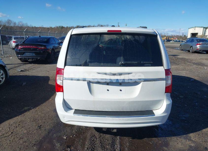 Photo 16 of 2015 Chrysler Town & COUNTRY TOURING (VIN 2C4RC1BG2FR619874)