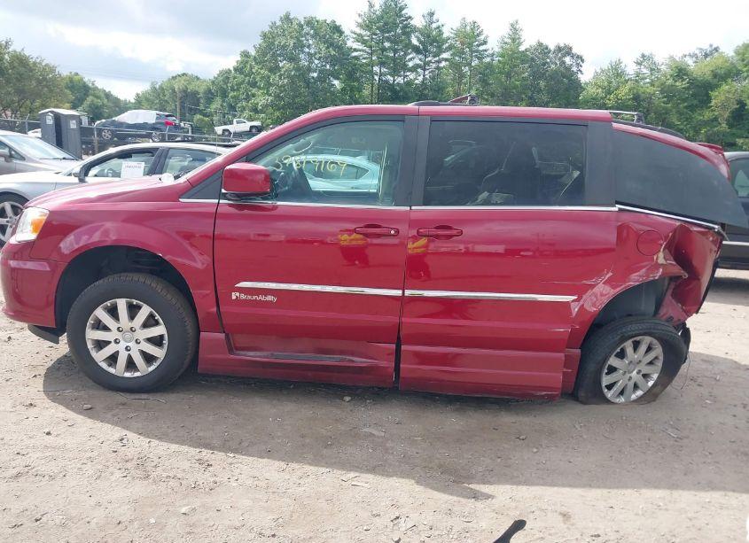 Photo 14 of 2015 Chrysler Town & COUNTRY TOURING (VIN 2C4RC1BG2FR627361)