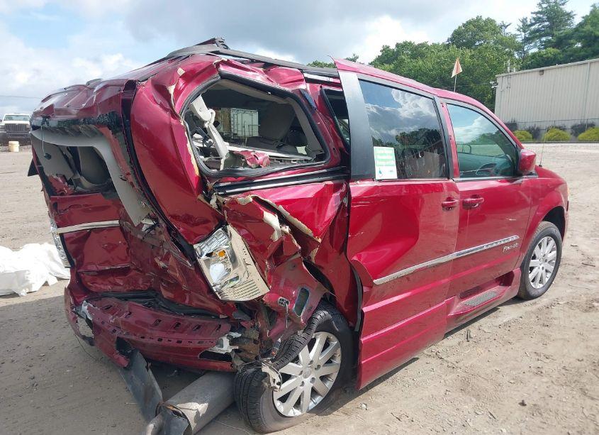 Photo 4 of 2015 Chrysler Town & COUNTRY TOURING (VIN 2C4RC1BG2FR627361)