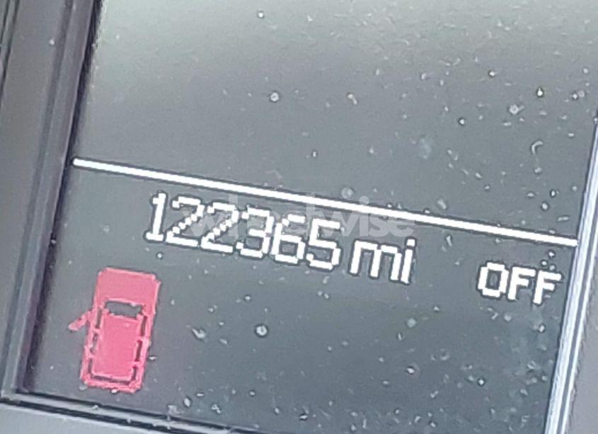 Photo 11 of 2015 Chrysler Town & COUNTRY TOURING (VIN 2C4RC1BG2FR654446)