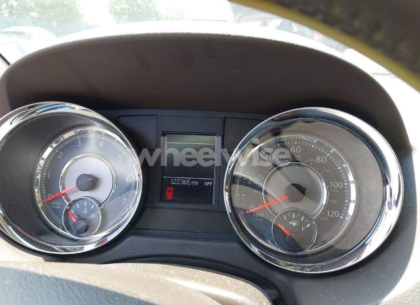 Photo 7 of 2015 Chrysler Town & COUNTRY TOURING (VIN 2C4RC1BG2FR654446)