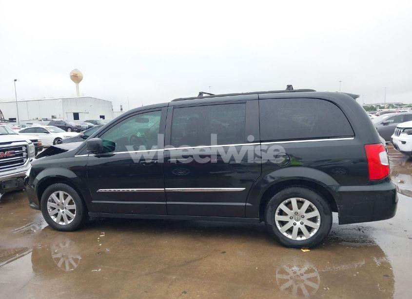 Photo 14 of 2015 Chrysler Town & COUNTRY TOURING (VIN 2C4RC1BG2FR696499)