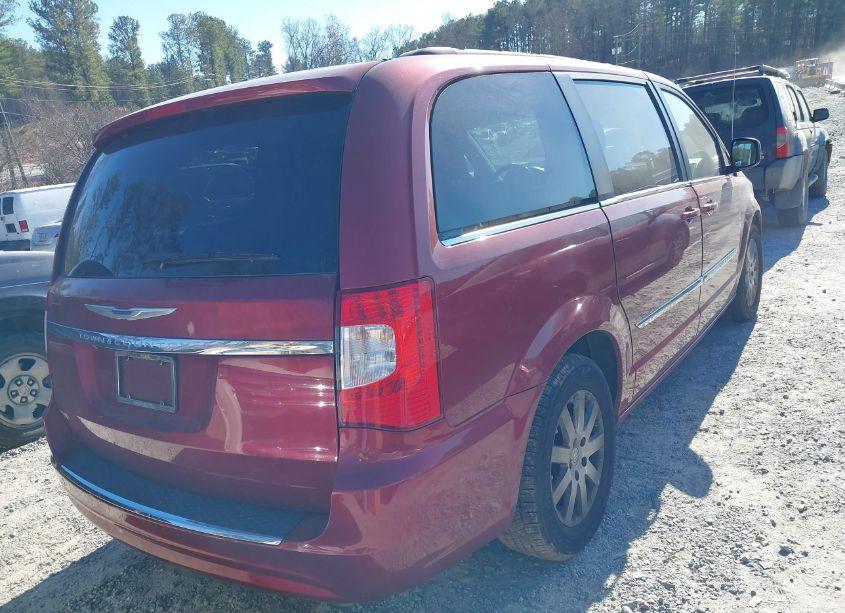 Photo 4 of 2015 Chrysler Town & COUNTRY TOURING (VIN 2C4RC1BG2FR739688)