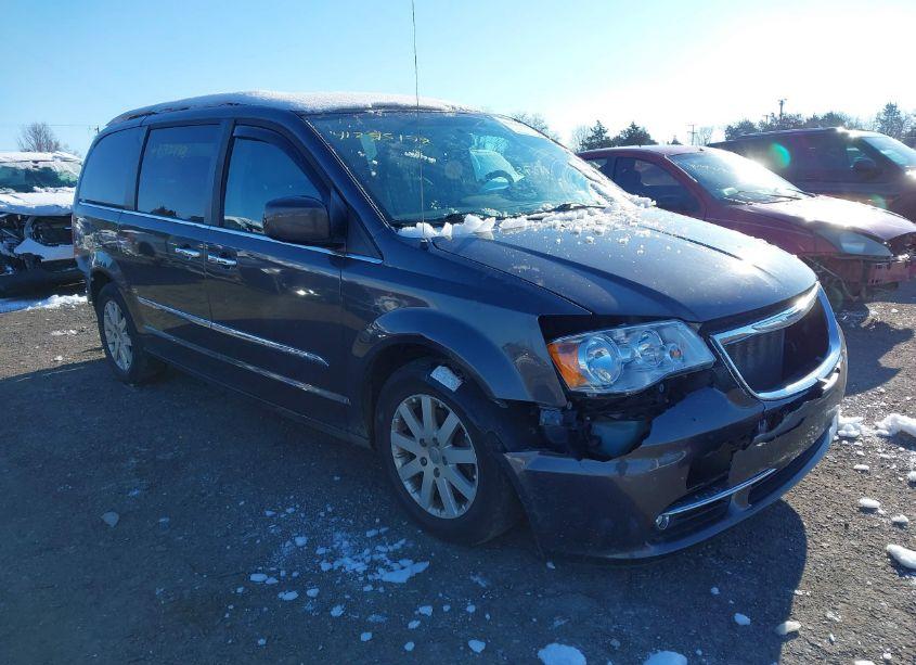 2016 Chrysler Town & COUNTRY TOURING (VIN 2C4RC1BG2GR105217) main photo