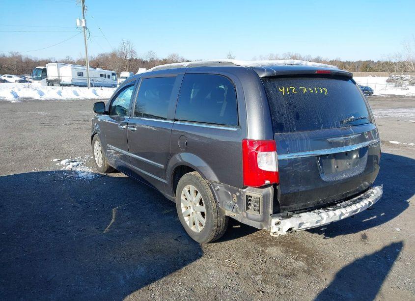 Photo 3 of 2016 Chrysler Town & COUNTRY TOURING (VIN 2C4RC1BG2GR105217)