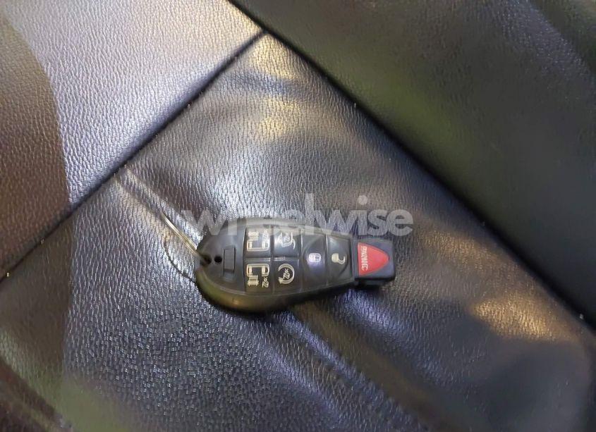 Photo 11 of 2016 Chrysler Town & COUNTRY TOURING (VIN 2C4RC1BG2GR111809)