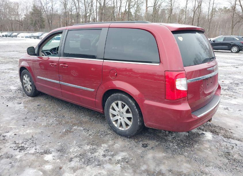 Photo 3 of 2016 Chrysler Town & COUNTRY TOURING (VIN 2C4RC1BG2GR112930)