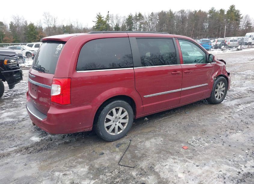 Photo 4 of 2016 Chrysler Town & COUNTRY TOURING (VIN 2C4RC1BG2GR112930)