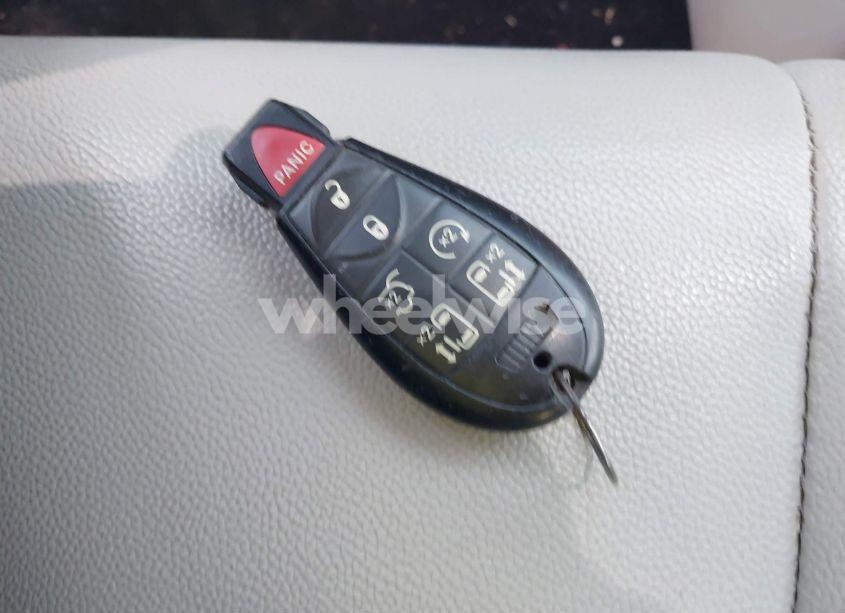 Photo 11 of 2016 Chrysler Town & COUNTRY TOURING (VIN 2C4RC1BG2GR120767)