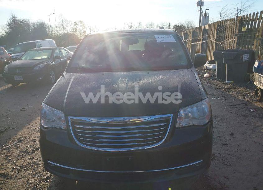 Photo 12 of 2016 Chrysler Town & COUNTRY TOURING (VIN 2C4RC1BG2GR120767)