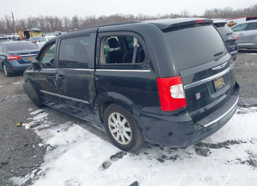 Photo 3 of 2016 Chrysler Town & COUNTRY TOURING (VIN 2C4RC1BG2GR166597)