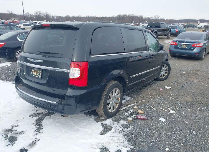 Photo 4 of 2016 Chrysler Town & COUNTRY TOURING (VIN 2C4RC1BG2GR166597)