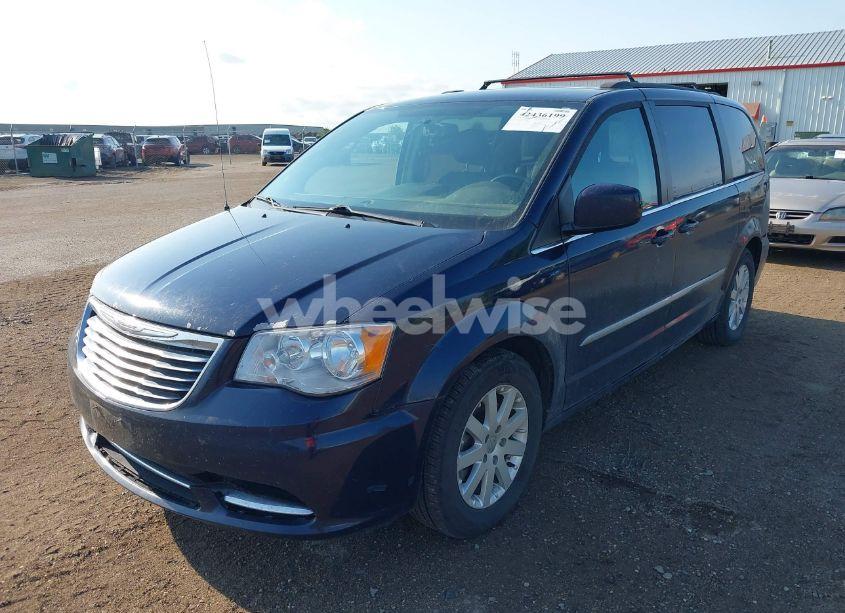 Photo 2 of 2016 Chrysler Town & COUNTRY TOURING (VIN 2C4RC1BG2GR246398)