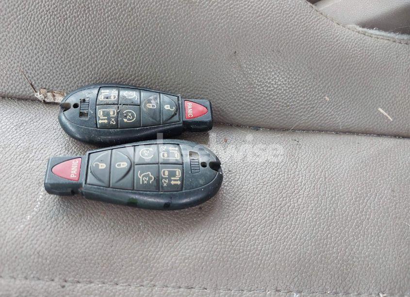 Photo 11 of 2016 Chrysler Town & COUNTRY TOURING (VIN 2C4RC1BG2GR254906)