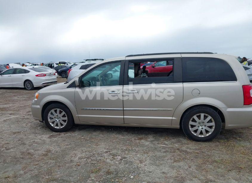 Photo 14 of 2016 Chrysler Town & COUNTRY TOURING (VIN 2C4RC1BG2GR254906)